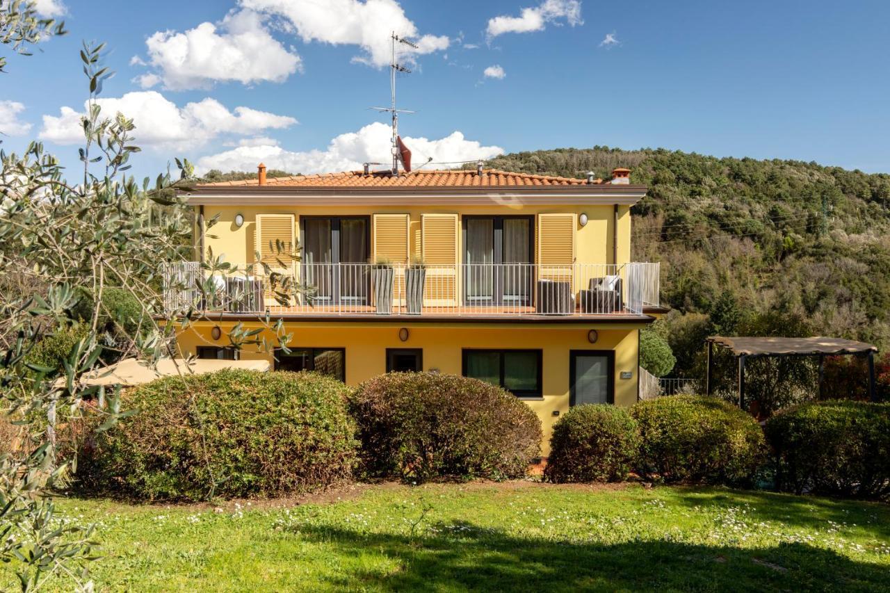 Chiatri Holiday Prato Verde מראה חיצוני תמונה