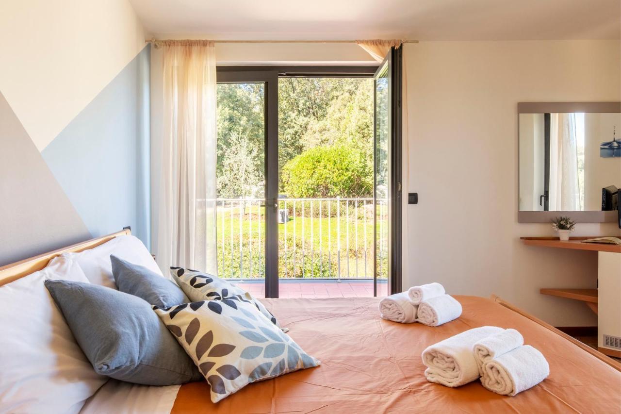 Chiatri Holiday Prato Verde מראה חיצוני תמונה