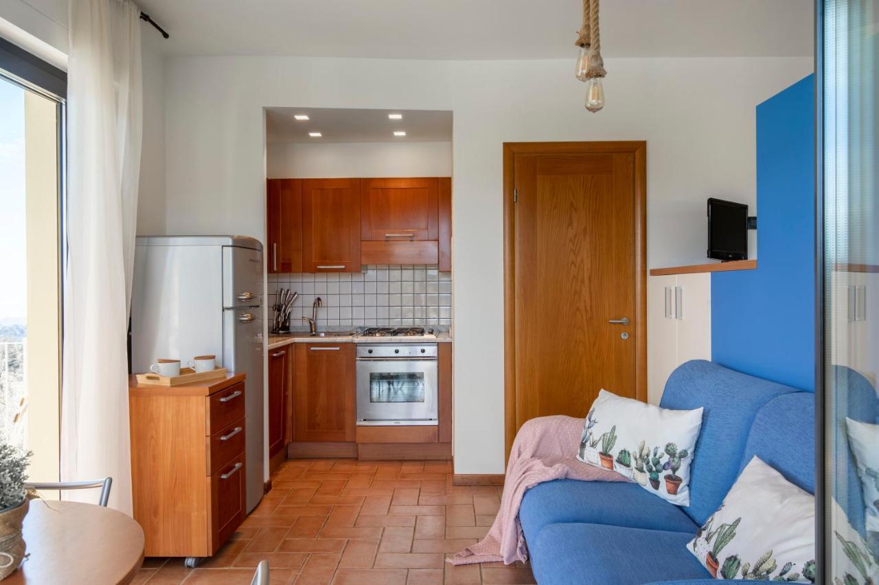 Chiatri Holiday Prato Verde מראה חיצוני תמונה