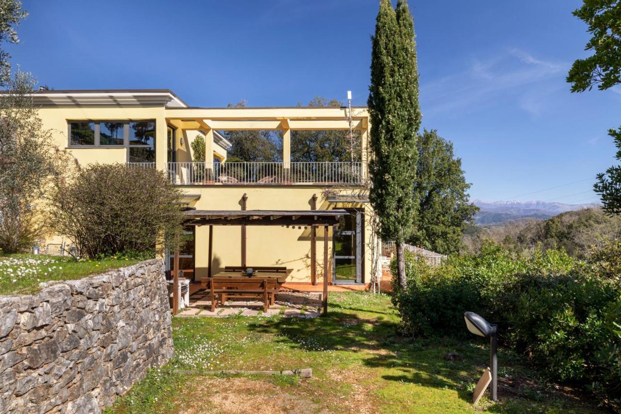Chiatri Holiday Prato Verde מראה חיצוני תמונה