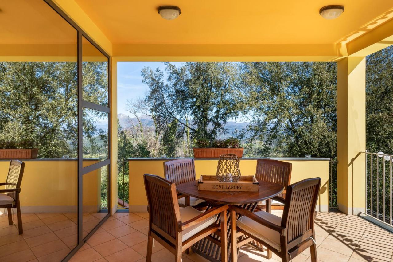 Chiatri Holiday Prato Verde מראה חיצוני תמונה