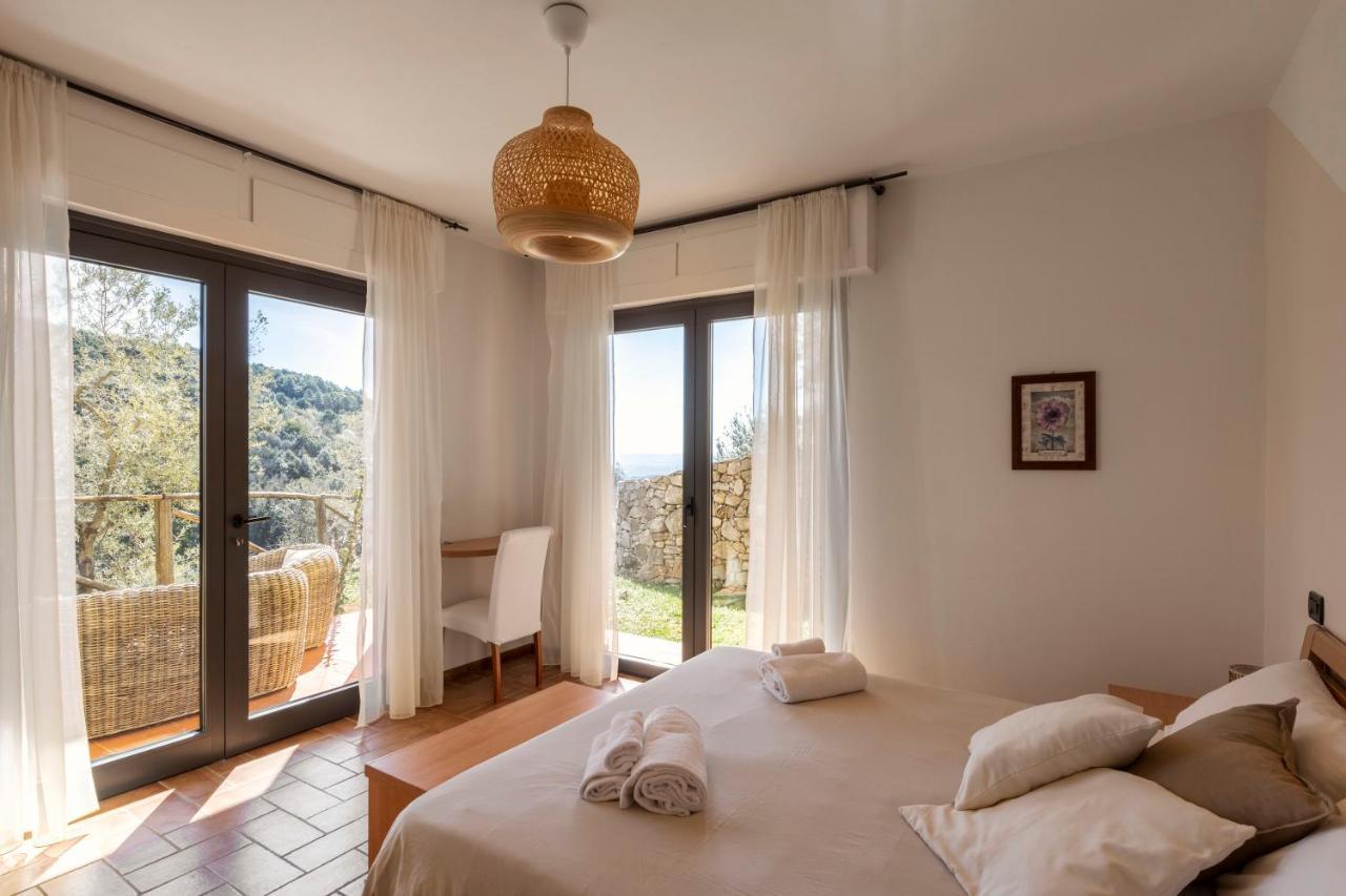 Chiatri Holiday Prato Verde מראה חיצוני תמונה